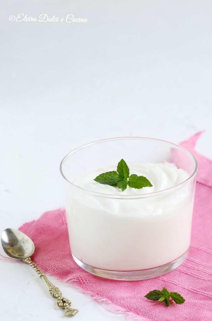 mousse allo yogurt