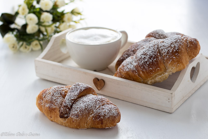 Brioches Sfogliate Veloci Ricetta Facile Elvira Dolci E Cucina