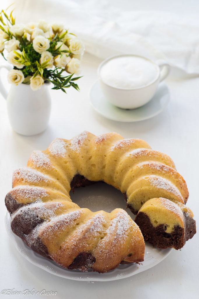 ciambella bicolore alla ricotta