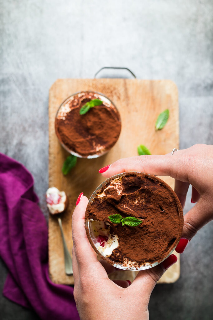 Tiramisù con colomba e fragole