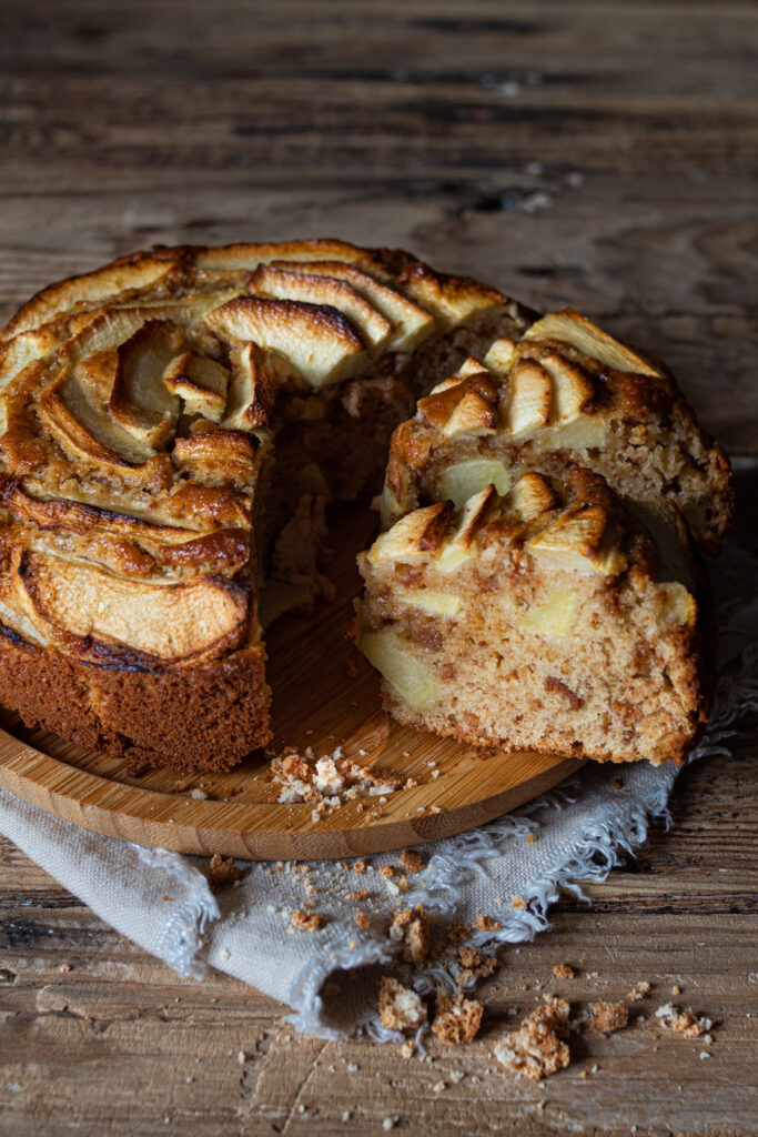 torta di mele e amaretti