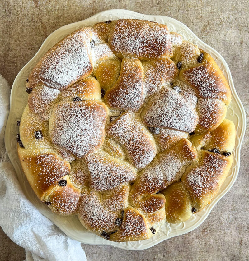 torta soffice di brioches alla panna